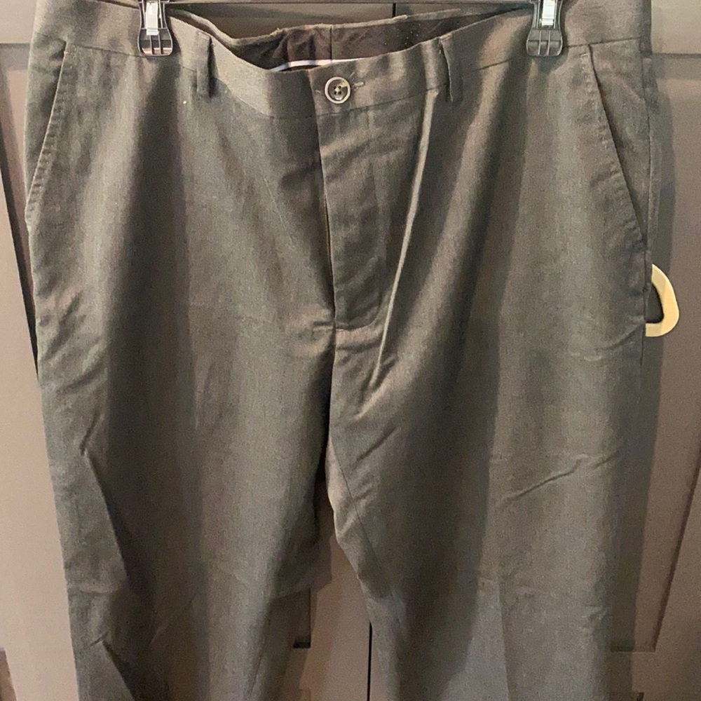 Men’s Marc Anthony dress slacks. Dark grey